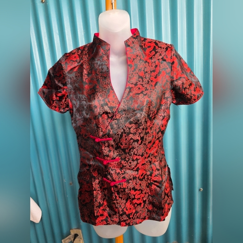 Elegant Black and Red Blouse Small